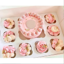 Box for 8 muffins and a 15x15 cm cake
