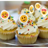 Emoticon muffin cups 27 pcs