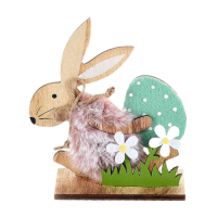 Grüner Osterhase mit Ei und Blumen