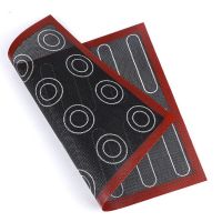 Mata silikonowa do pieczenia wzór Eclair i Macaron 40x30 cm