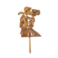 Gravírozás - esküvői pár és esküvői csók, fa, arany szín