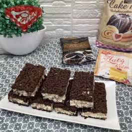 Bezlepkový strouhaný tvarohový koláč