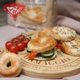 Gluten-free American bagels
