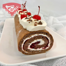 Gluten-free gingerbread Schwarzwald roulade with sour cherries