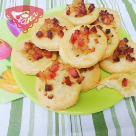 Gluten-free bacon and onion cookies