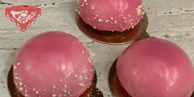 Žiadna nudná poleva! Stavte na MIRROR GLAZE