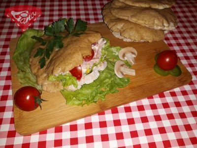 Gluten-free pita bread