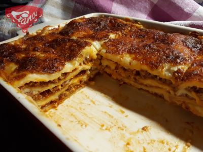 Gluten-free lasagna with ground beef and béchamel