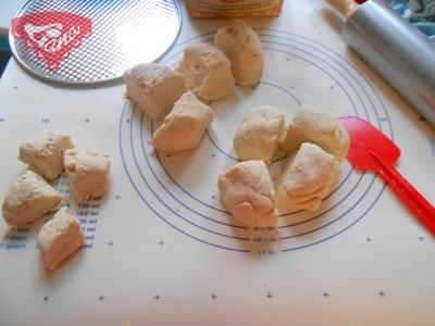 Gluten-free garlic yeast flower