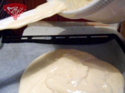 Gluten-free two-color roll