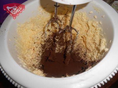 Gluten-free cocoa - liquor spies