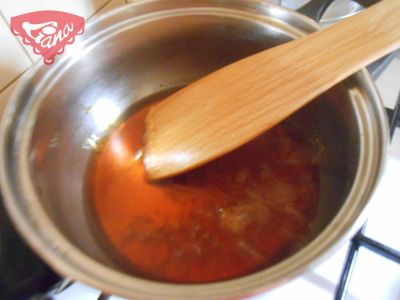 Gluten-free caramel cake