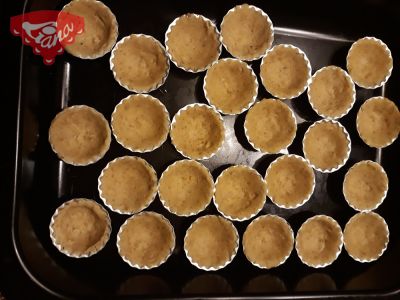 Gluten-free caramel cupcakes