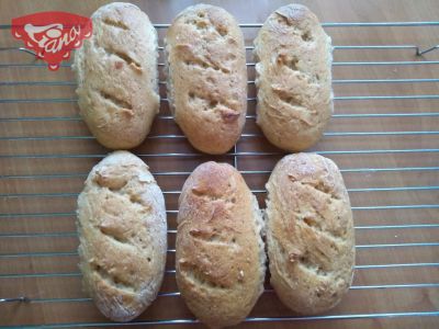 Glutenfreie weiße Sauerteigbaguettes