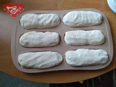 Gluten-free sourdough white baguettes