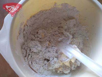 Glutenfreies Sauerteig-Knäckebrot