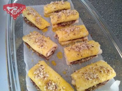 Gluten-free sourdough rolls with chocolate and nuts