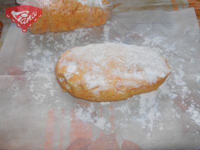 Bezlepkový mrkvový linzer s tvarohem