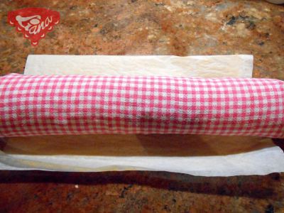 Gluten-free two-color roll