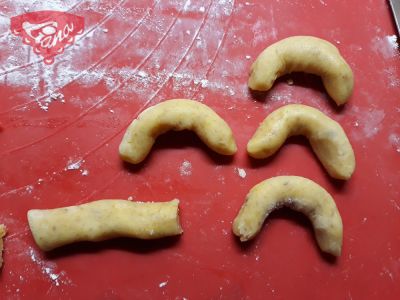 Traditionelle glutenfreie Walnussbrötchen