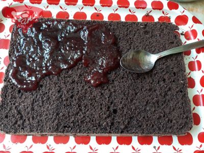 Gluten-free chocolate cubes with pieces of strawberries