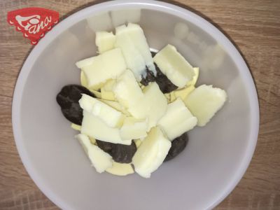 Gluten-free twix and snickers