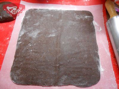 Gluten-free cocoa marlenka