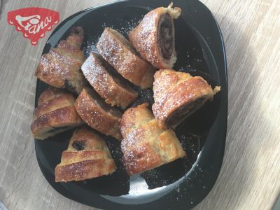 Bezlepkový štrúdl jablečný z lístkovo-plundrového těsta