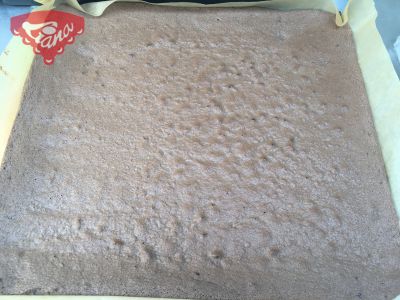 Gluténmentes bársonytekercs banánnal