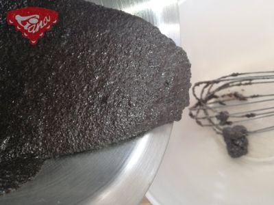 Flourless poppy seed cake