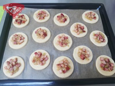 Gluten-free bacon and onion cookies