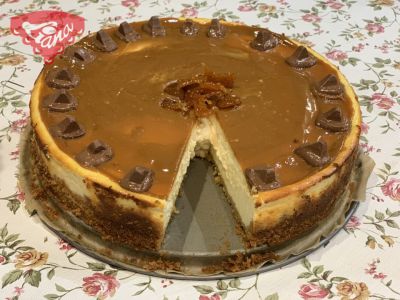 Cheesecake se slaným karamelem