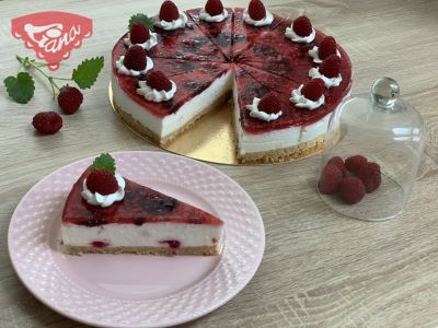 Raspberry cheesecake