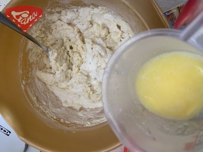 Jogurtová bábovka s tvarohem a ovocem