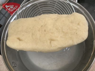 Glutenfreie gekochte Knödel