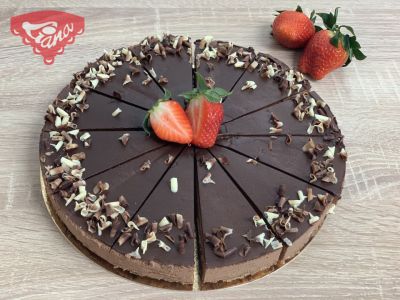 Chocolate cheesecake with 70% chocolate