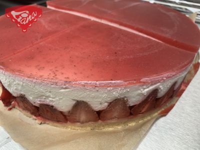 Strawberry-cream cheesecake