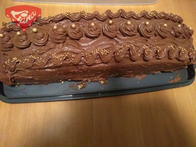 Gluten-free and dairy-free chocolate cut