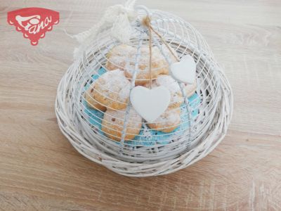 Gluten-free profiteroles