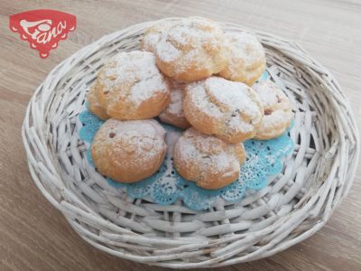 Gluten-free profiteroles