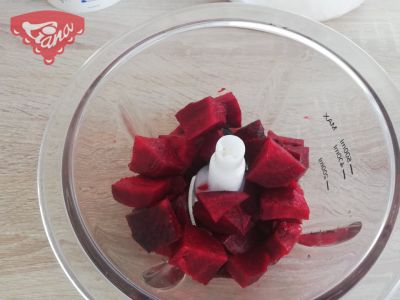 Bezlepková red velvet torta