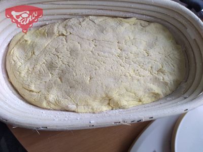 Bezlepkový kváskový sluníčkový chléb
