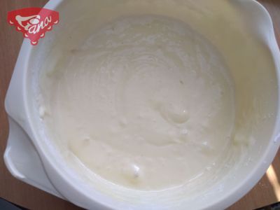 Bezlepkový ovocný koláč s drobenkou