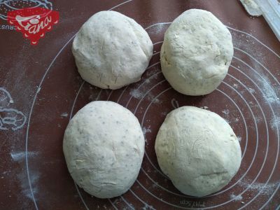 Gluten-free sourdough bread bowls