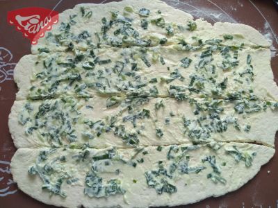 Gluten-free sourdough bread with cheese and spring onion