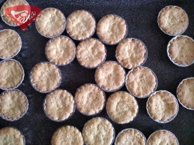 Gluten-free cupcakes with chestnut cream