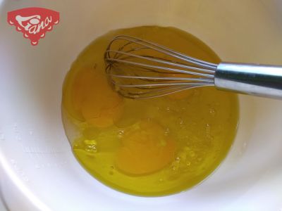 Glutenfreies Olivenbrot mit Schinken