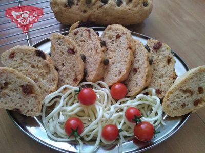 Gluten-free ciabatta with sun-dried tomatoes and olives