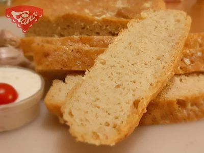 Bezlepkový cesnakový chlieb