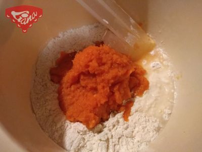 Gluten-free sourdough carrot bread